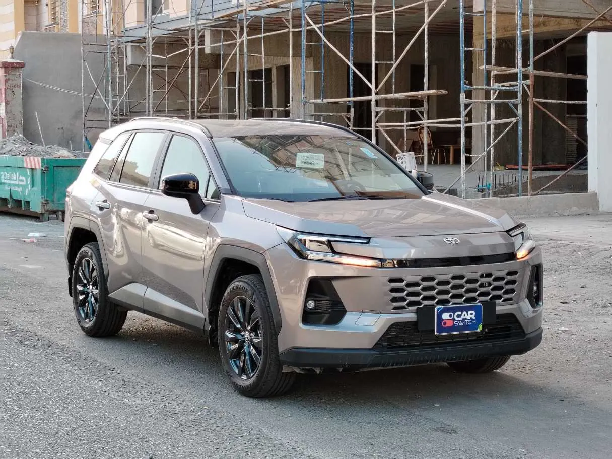 Car image 3