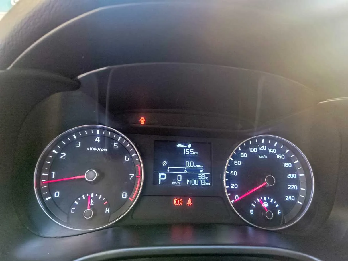 Car image 25