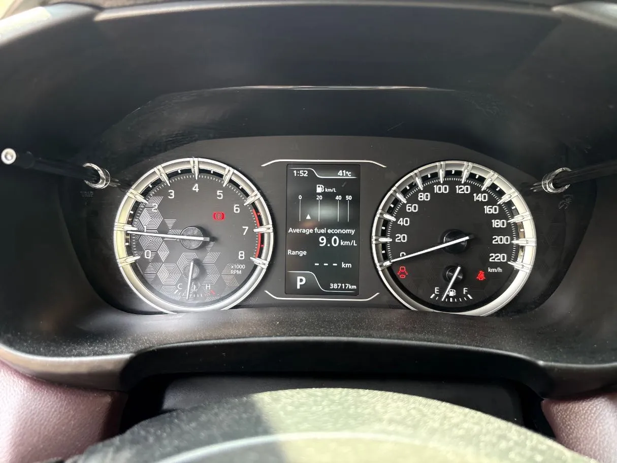 Car image 23