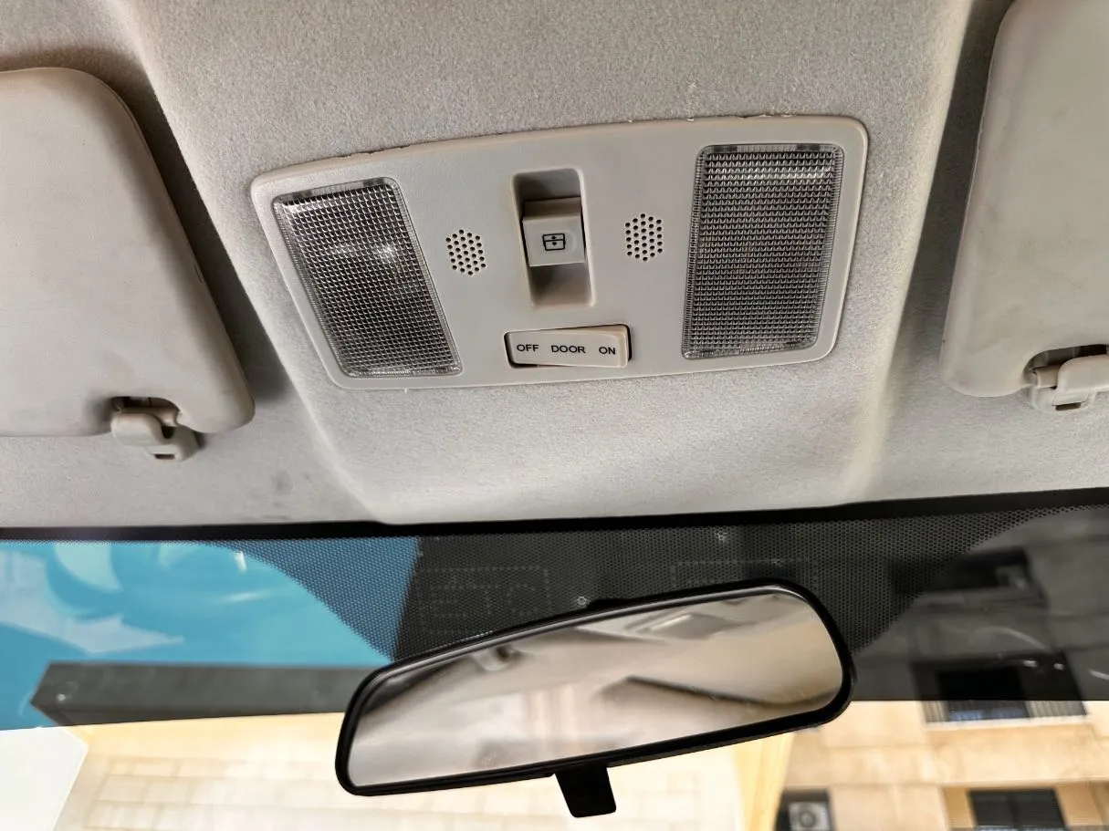 Car image 22