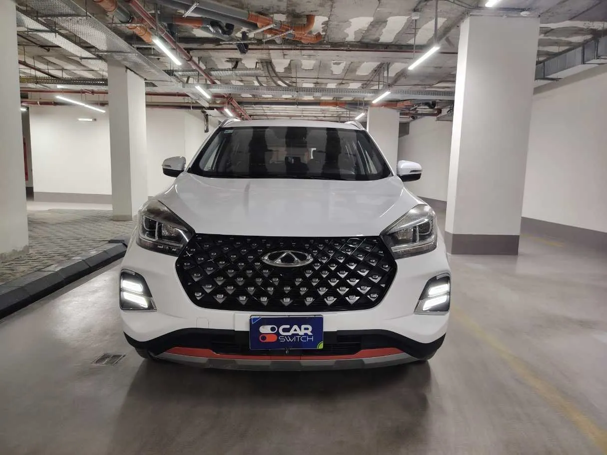 Car image 2