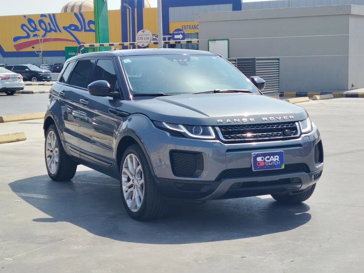 Car image 3