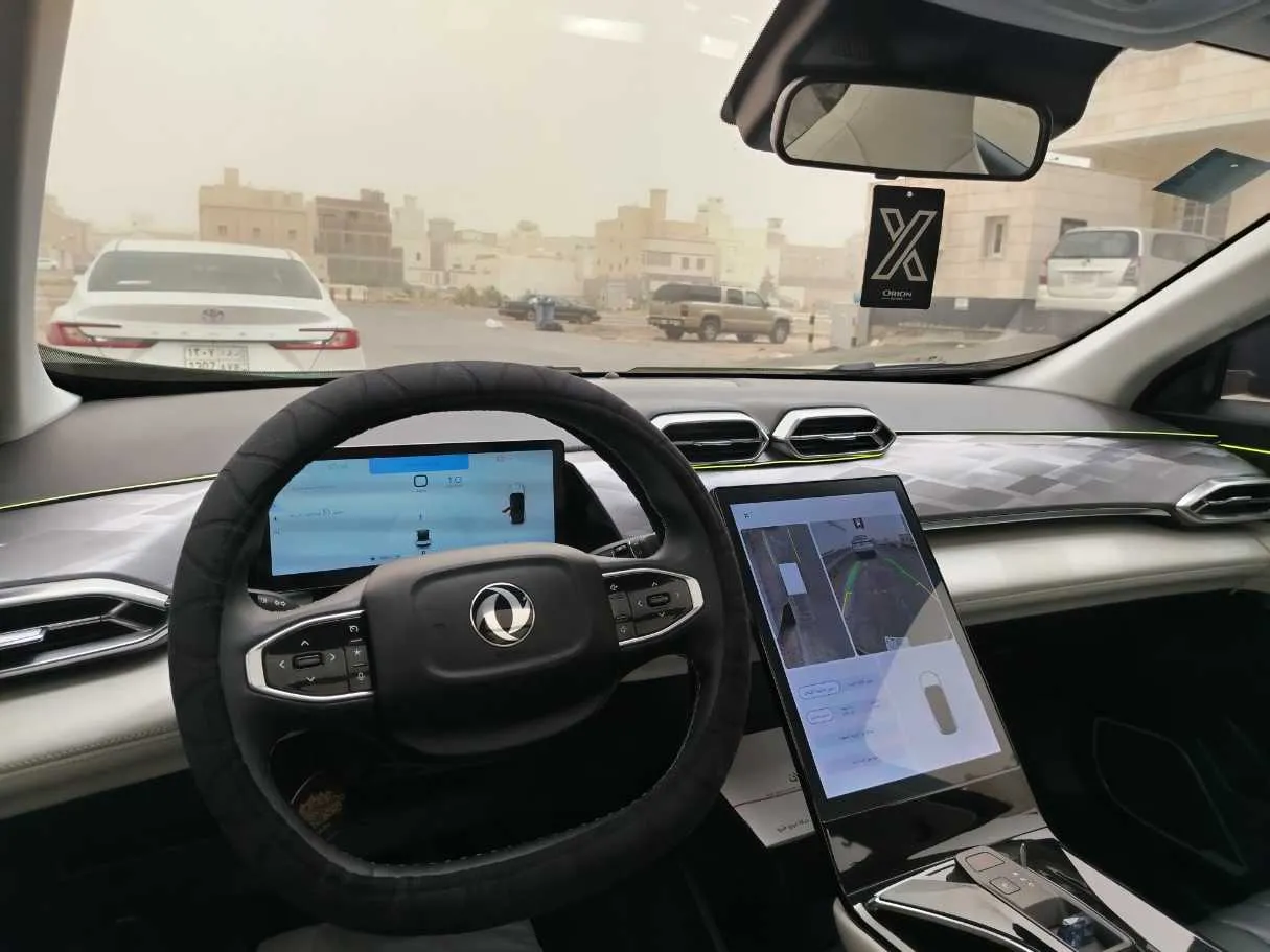 Car image 28