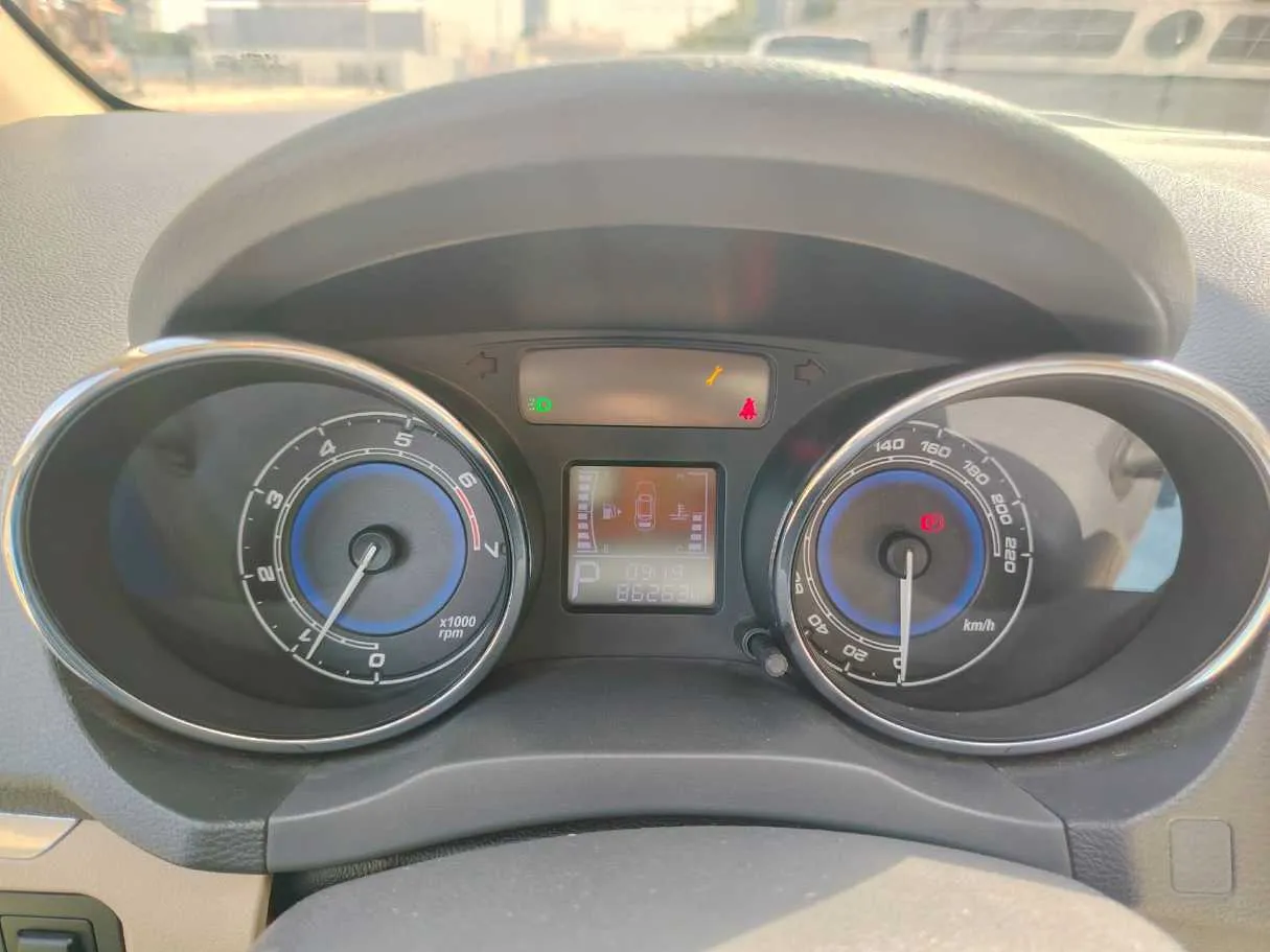Car image 28