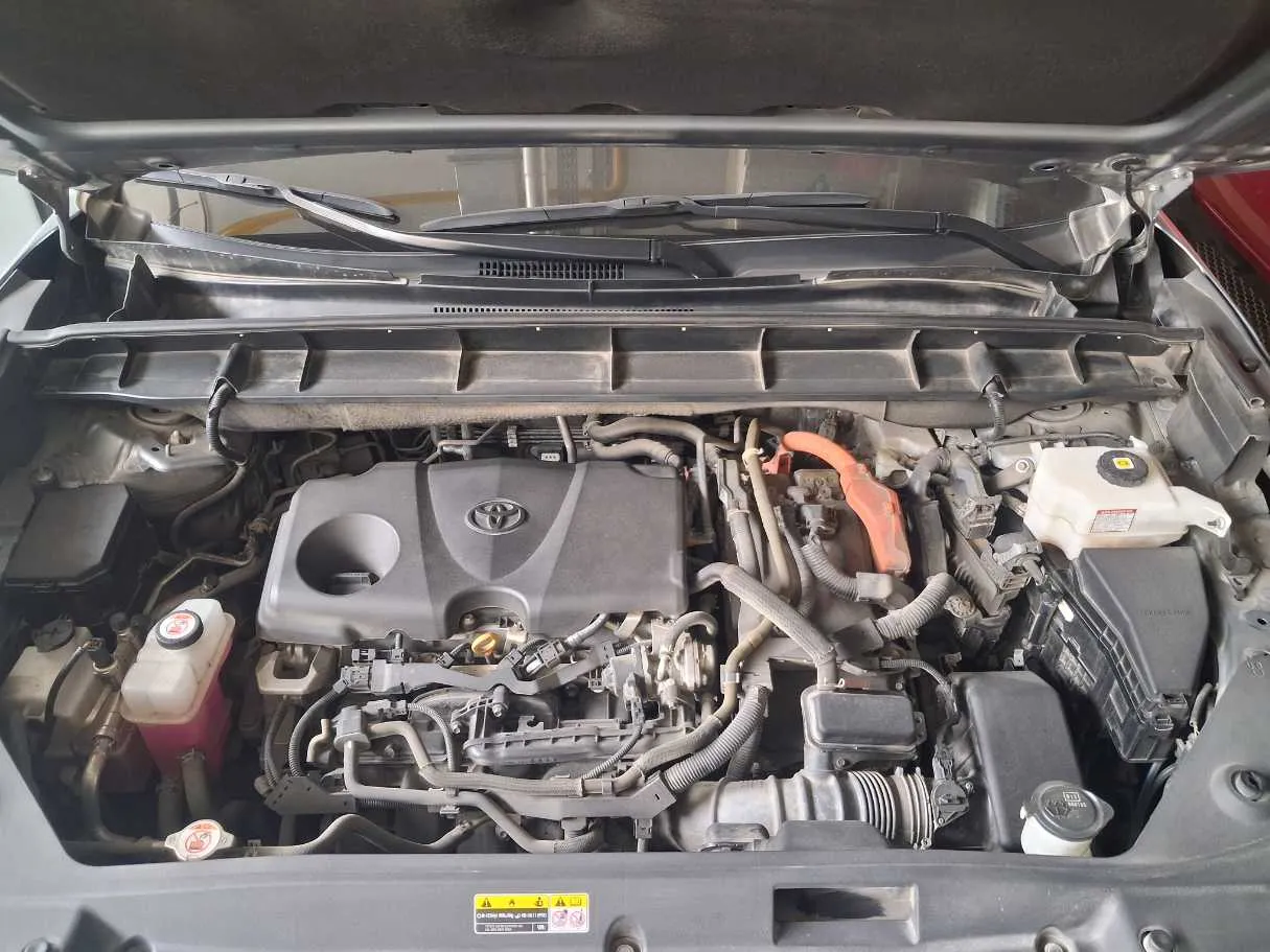 Car image 20
