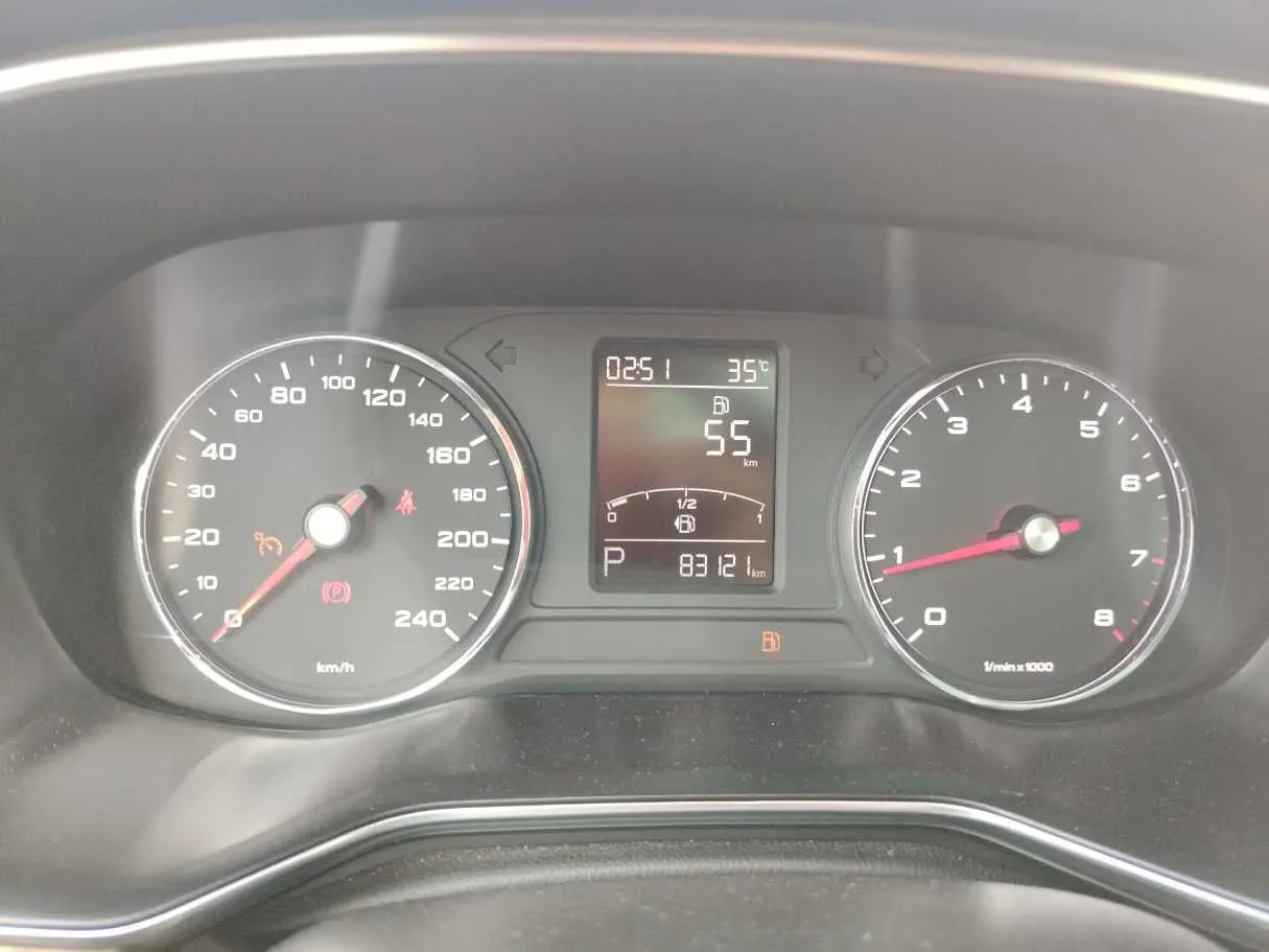 Car image 31