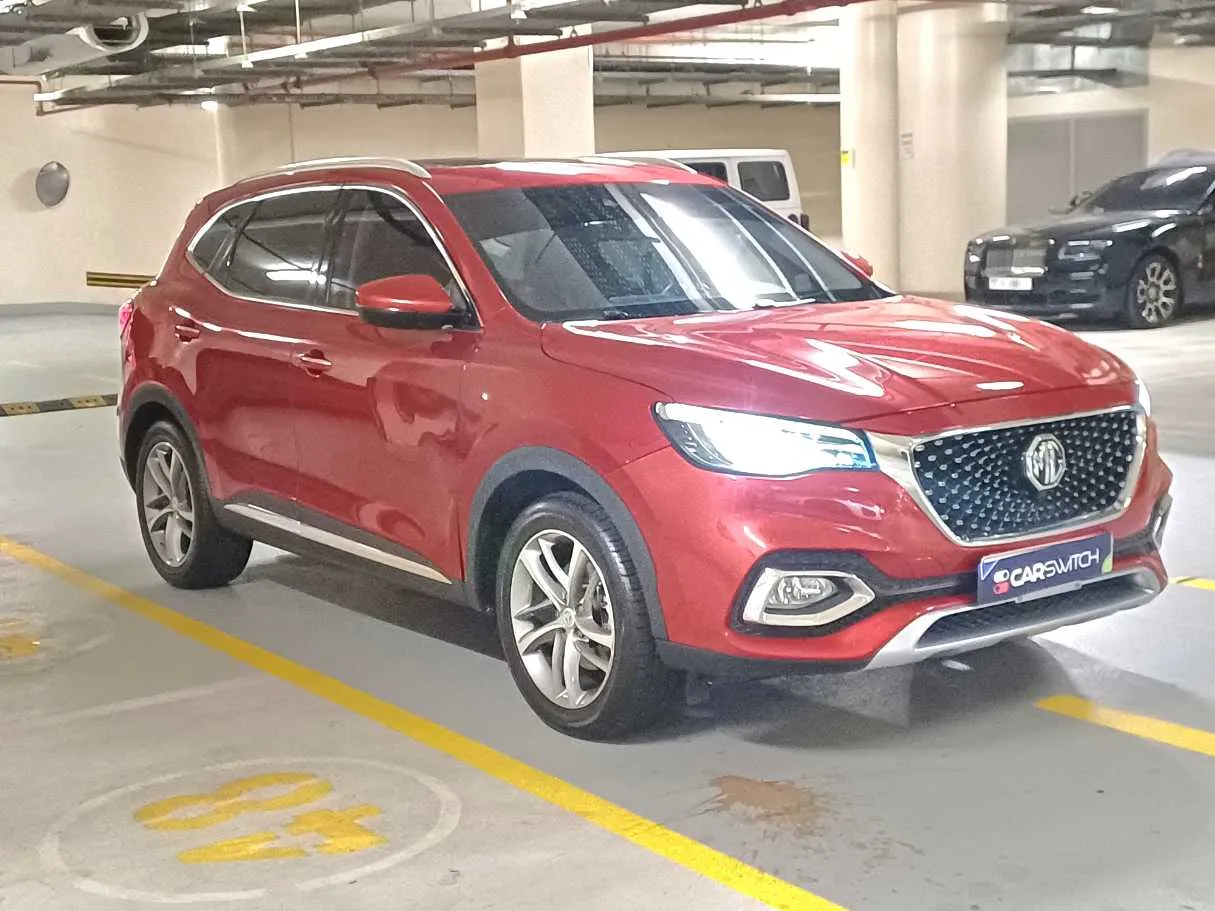 Car image 4