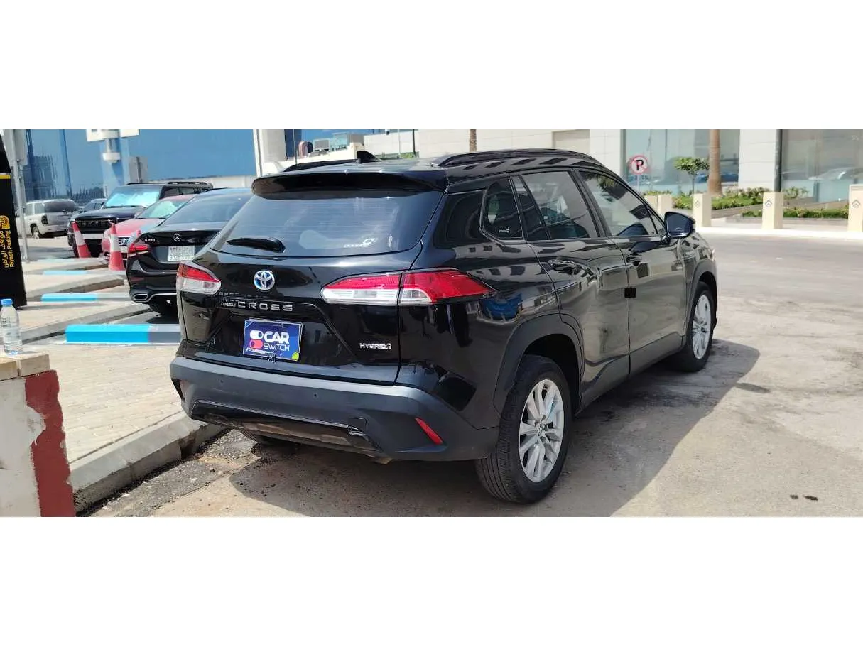 Car image 5