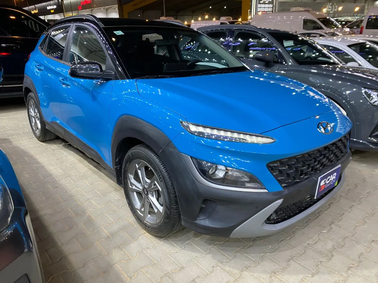 Car image 3