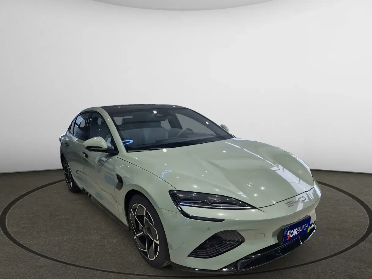 Car image 2