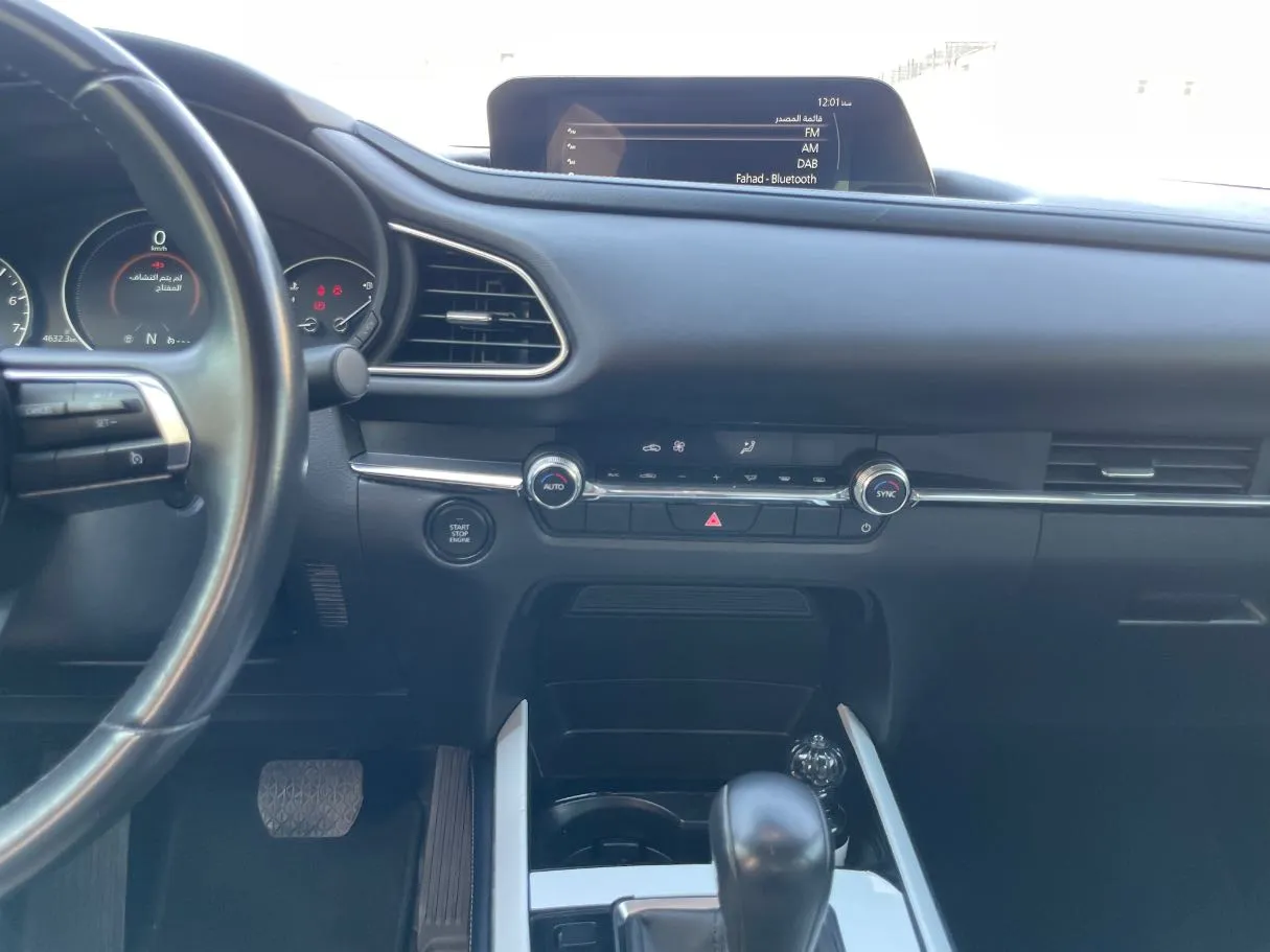 Car image 20