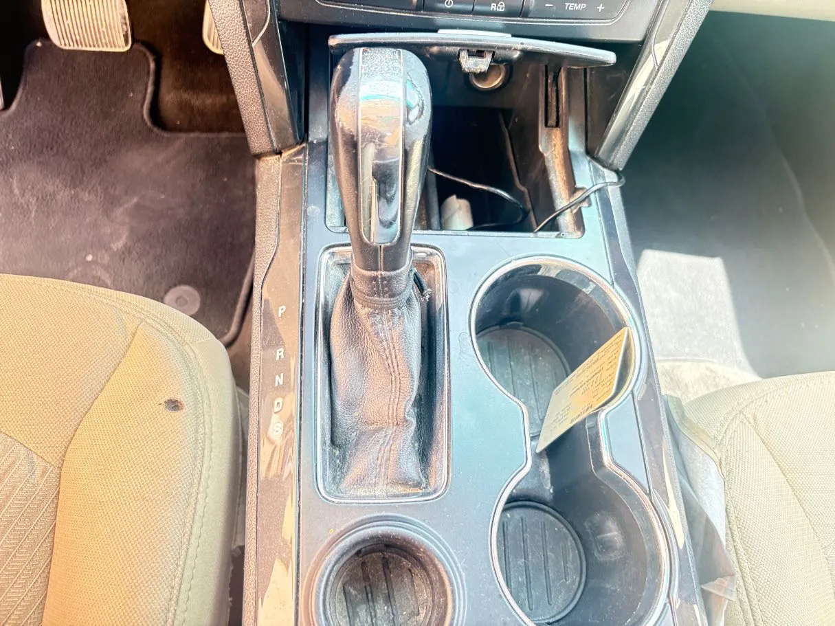 Car image 20