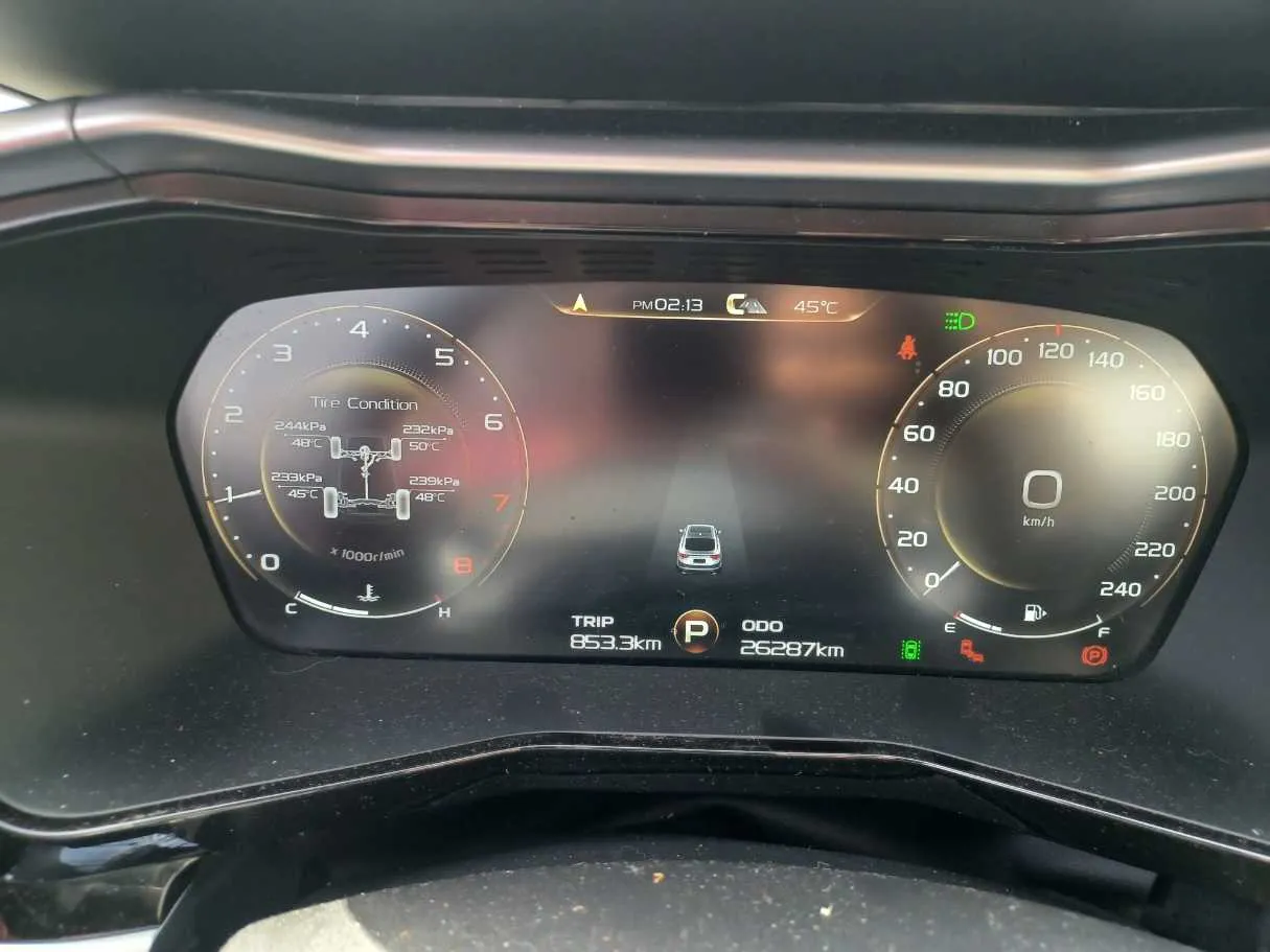Car image 20