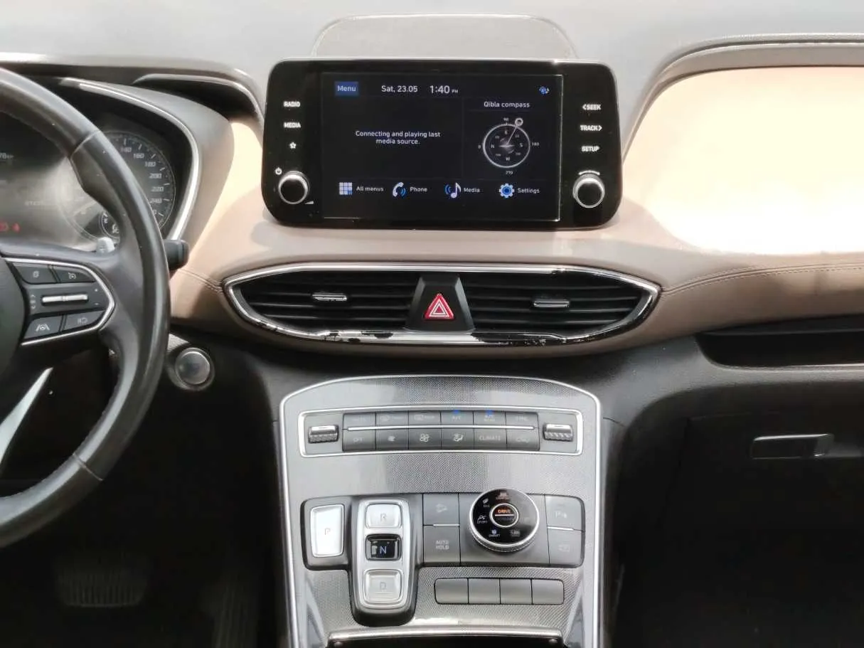 Car image 20