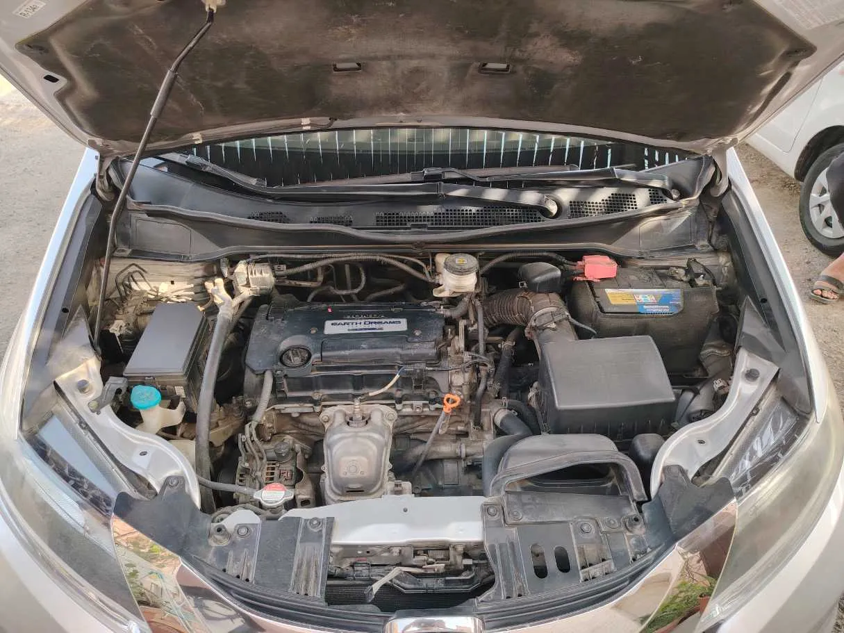 Car image 29