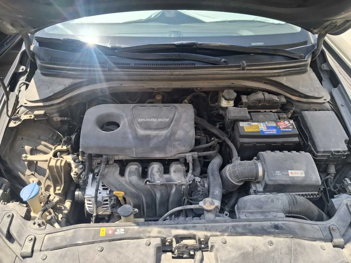Car image 21