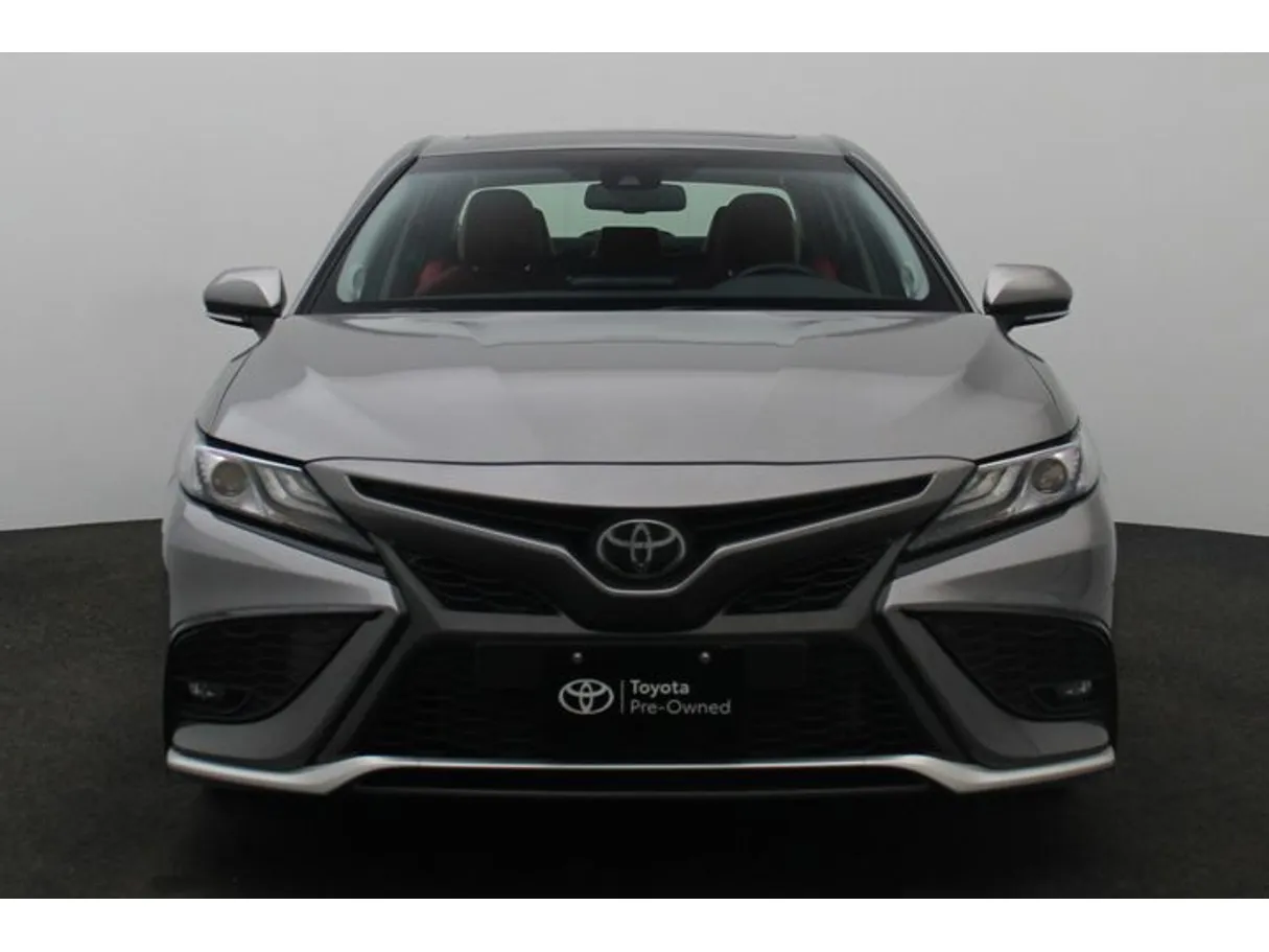 Car image 11