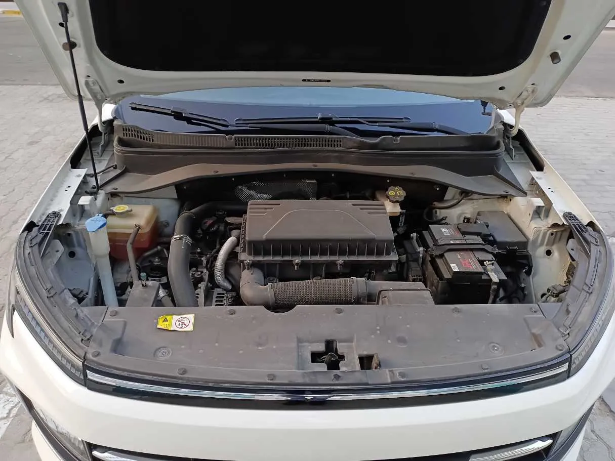 Car image 22