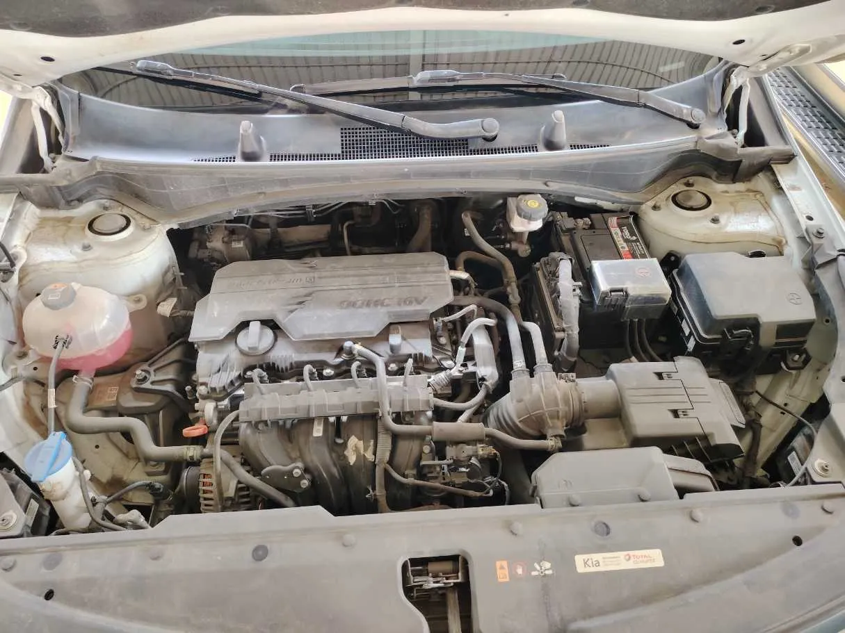Car image 33