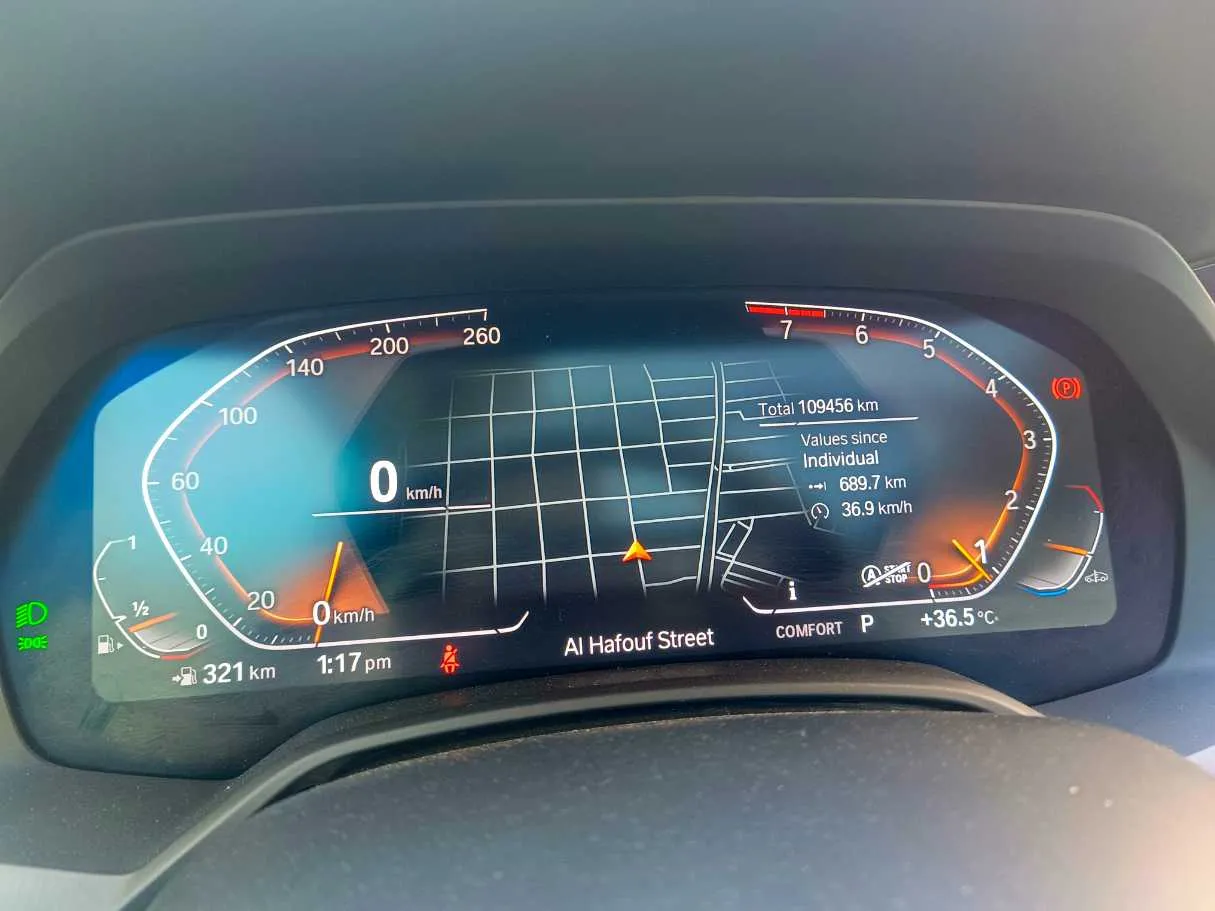 Car image 31