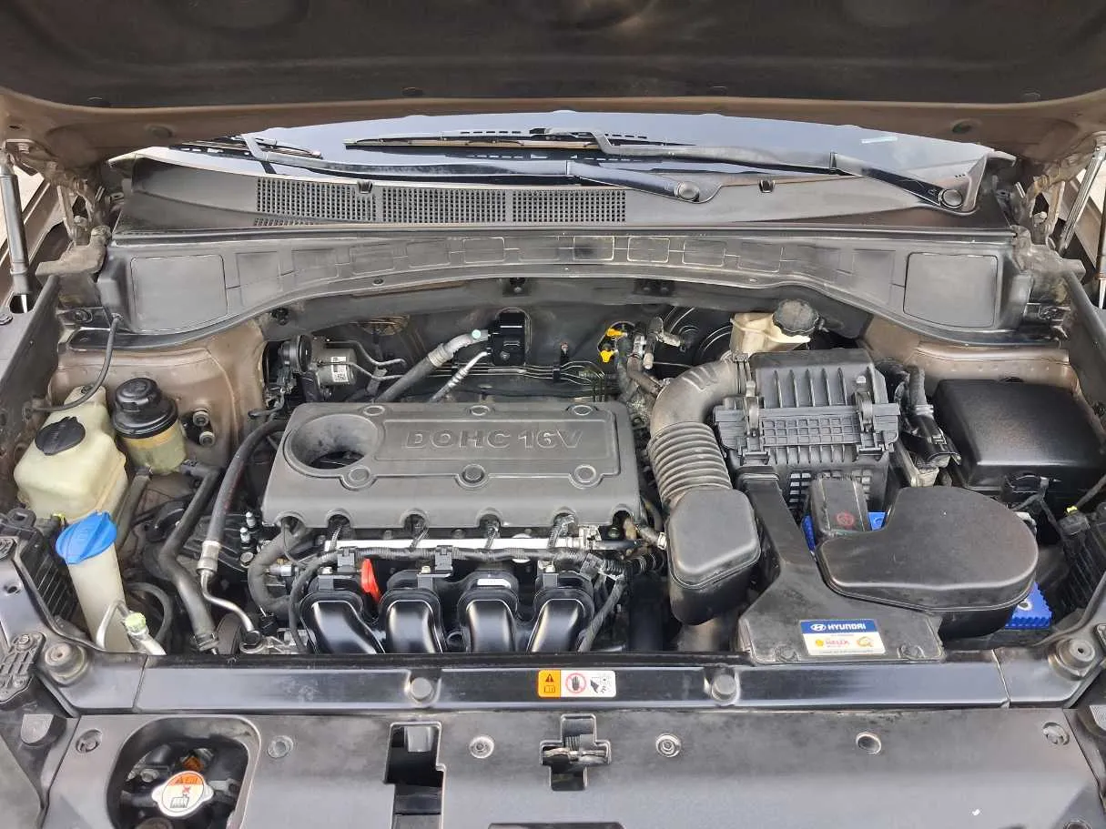 Car image 23