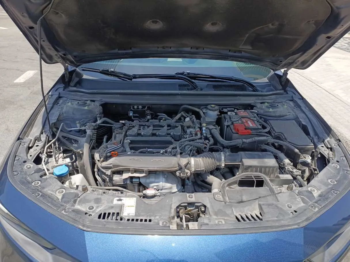 Car image 22