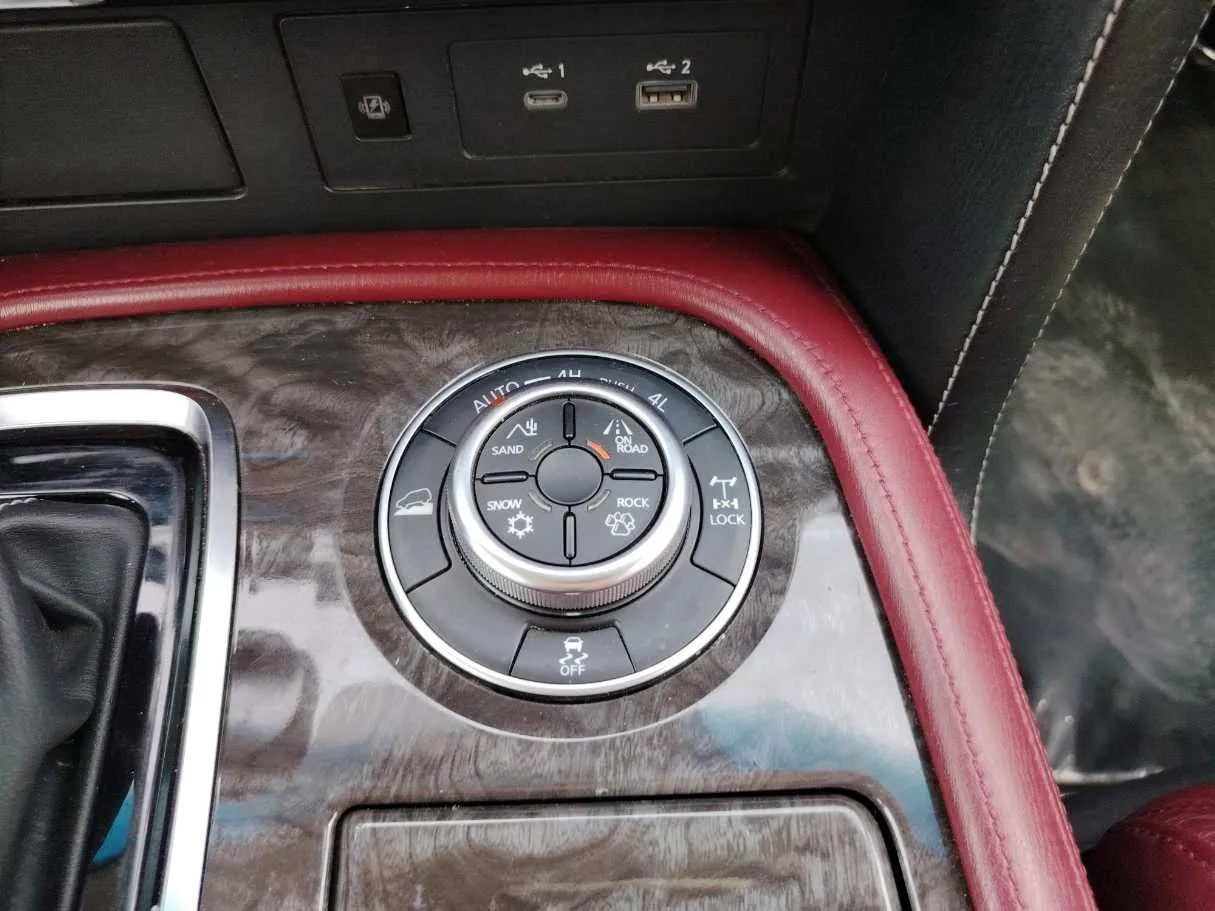 Car image 22
