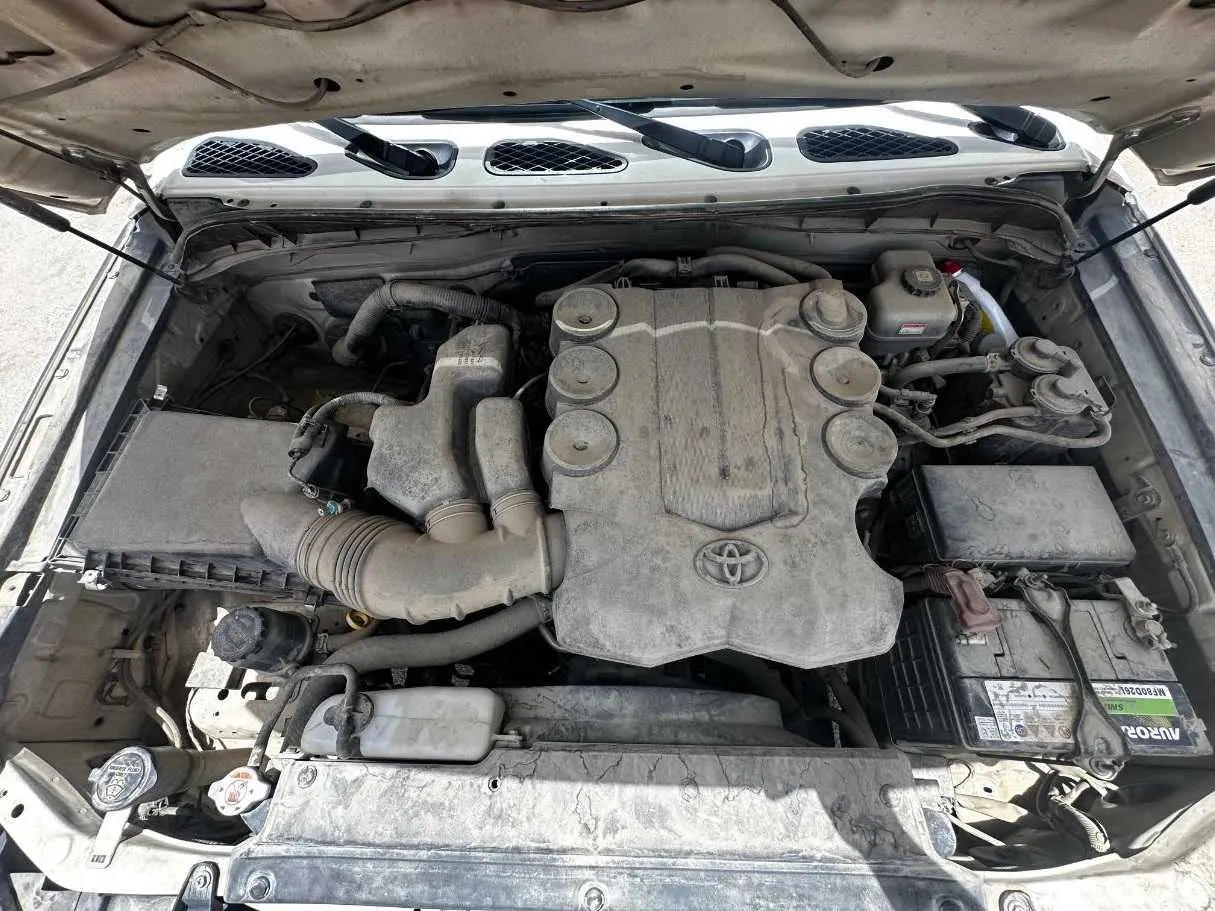 Car image 26