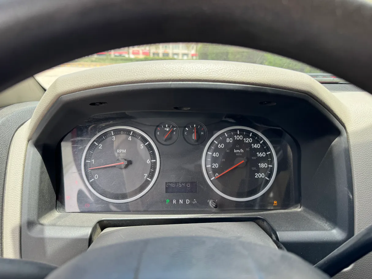 Car image 6