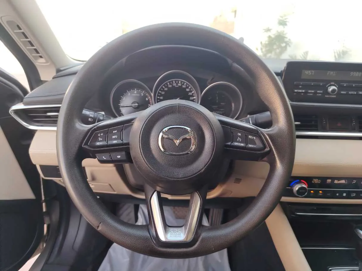 Car image 22