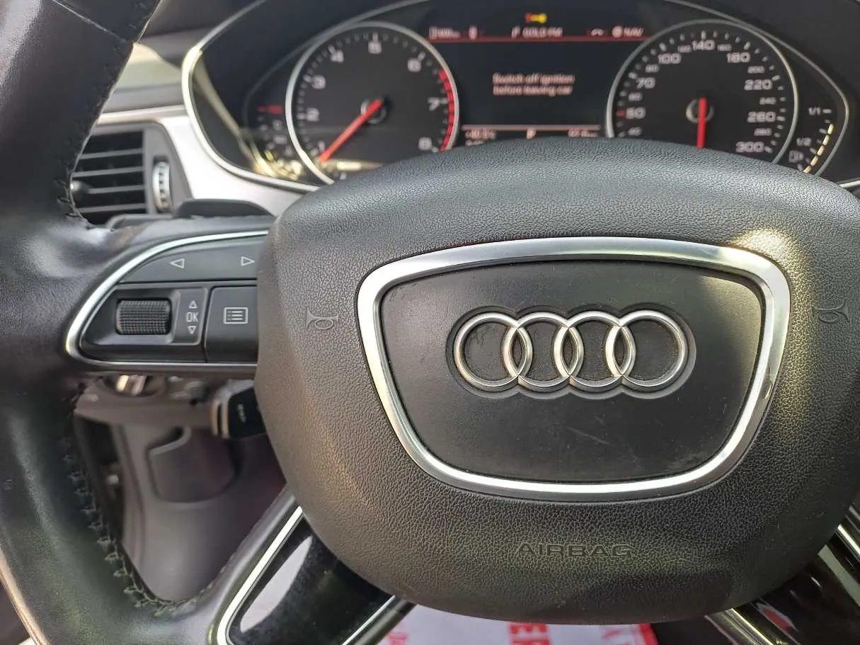 Car image 24