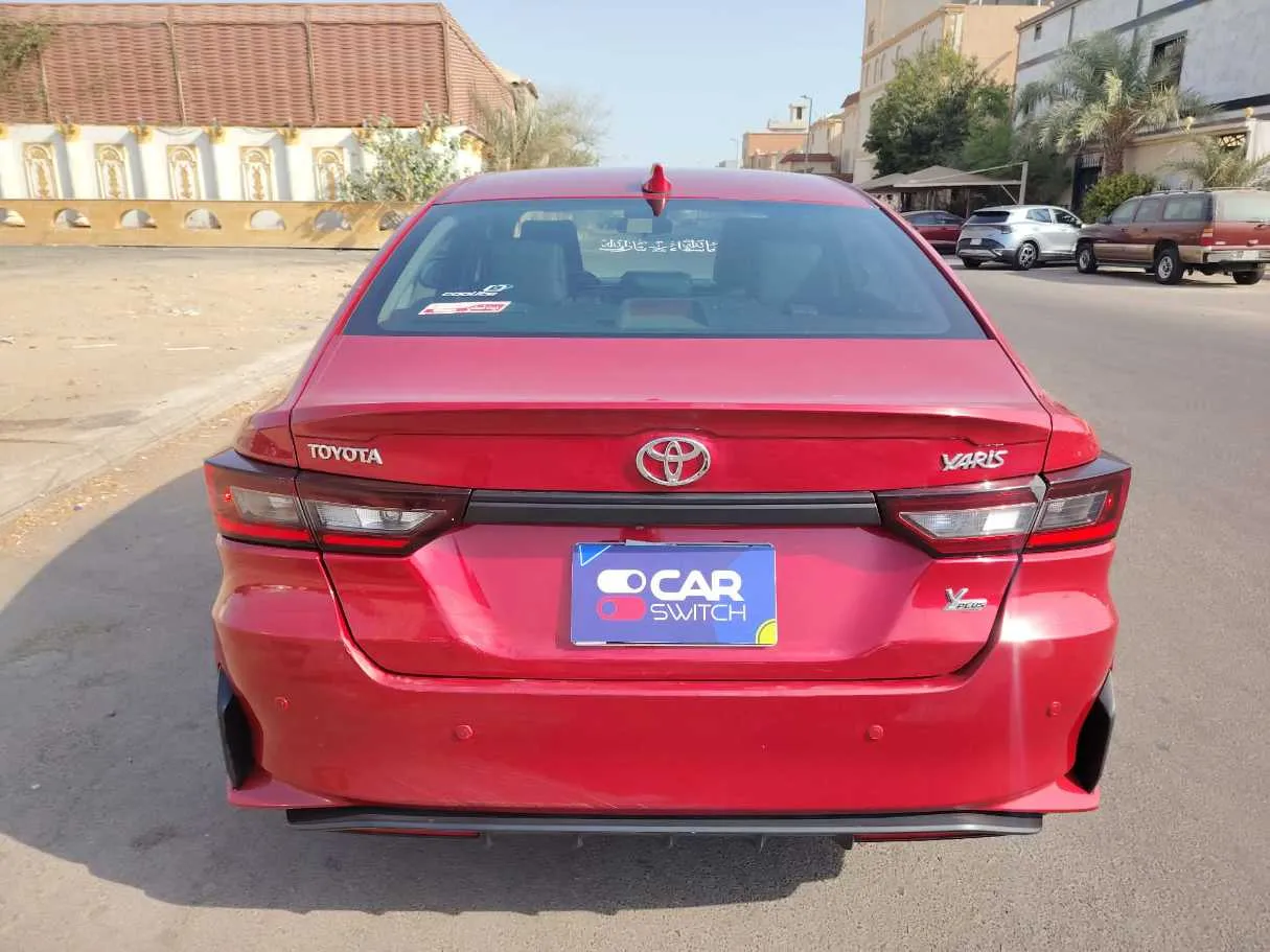 Car image 6