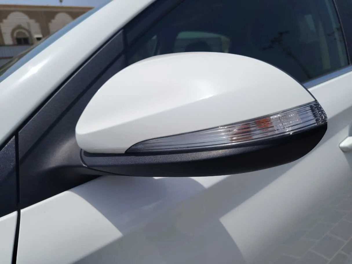 Car image 26