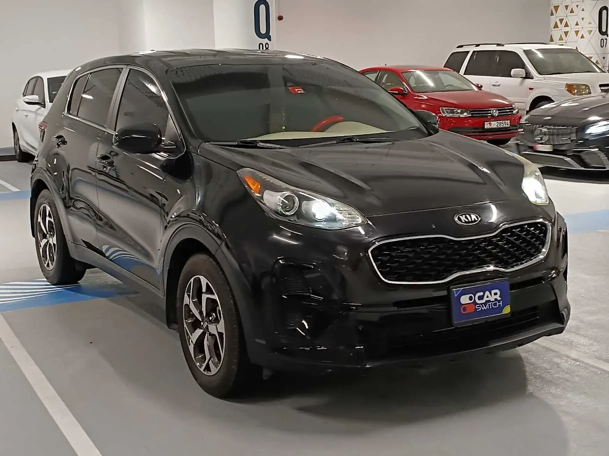 Car image 3