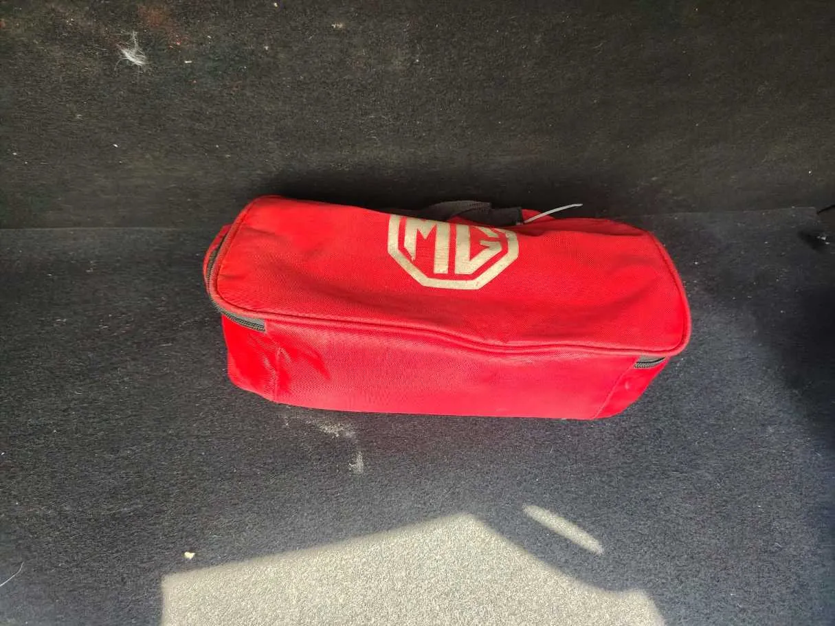 Car image 39