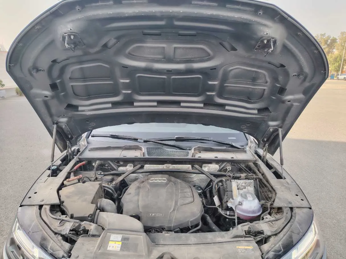 Car image 35