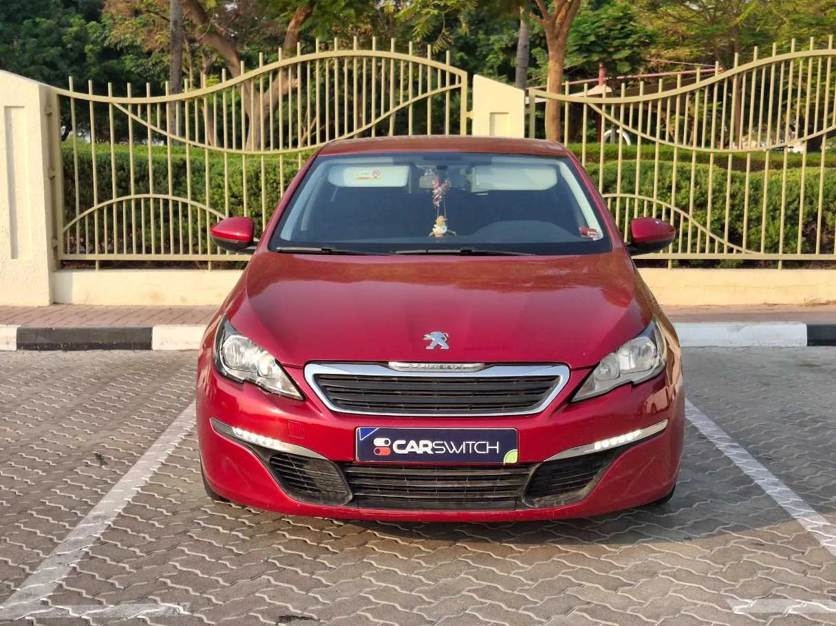 Car image 2