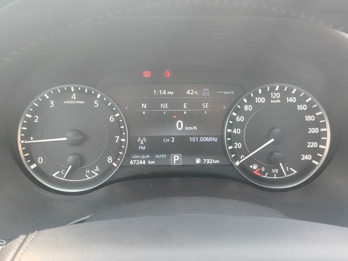 Car image 25