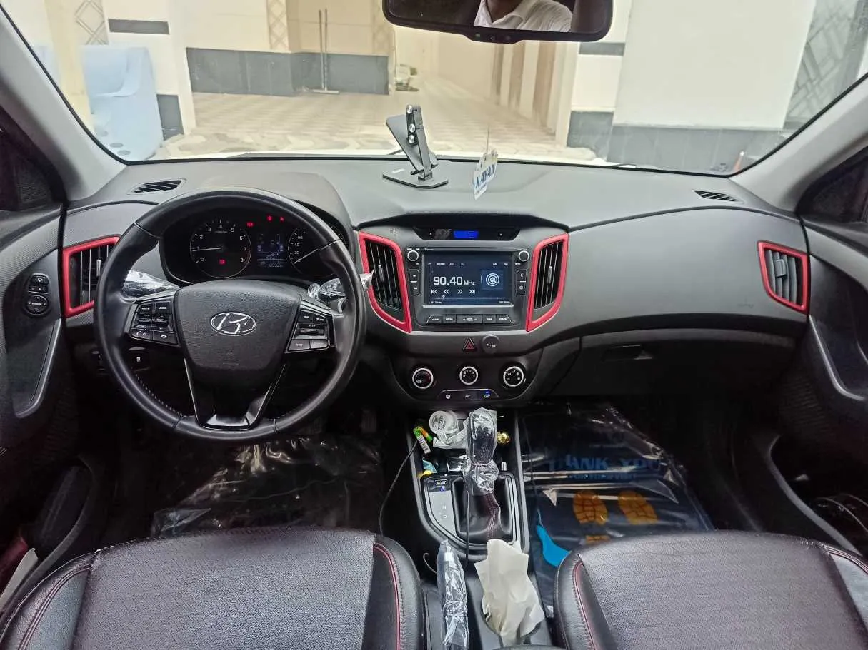 Car image 21