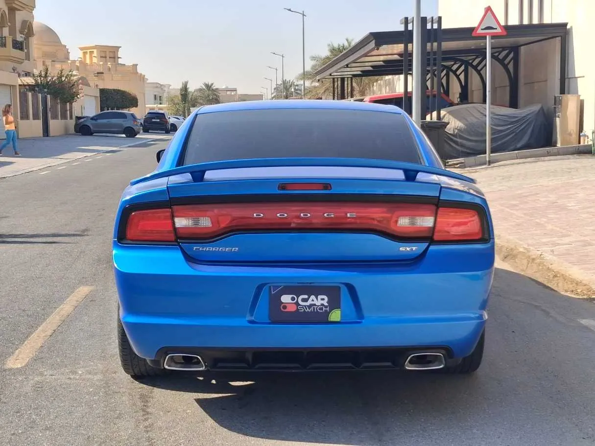 Car image 6