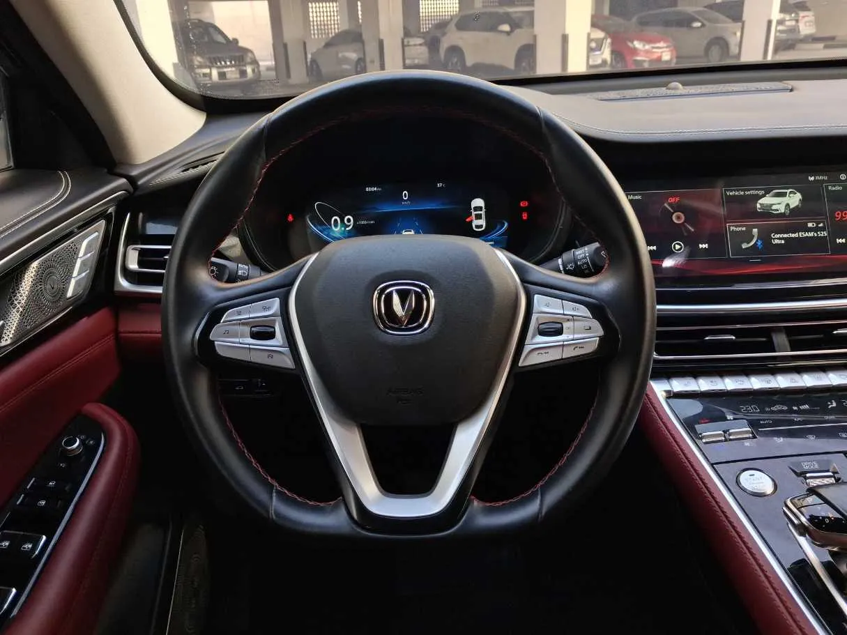 Car image 19