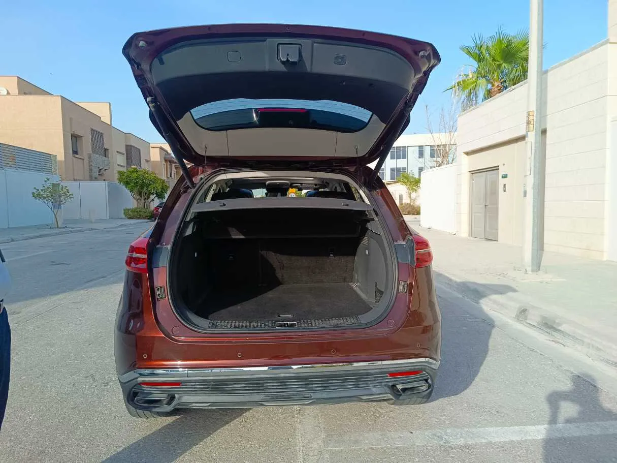Car image 29
