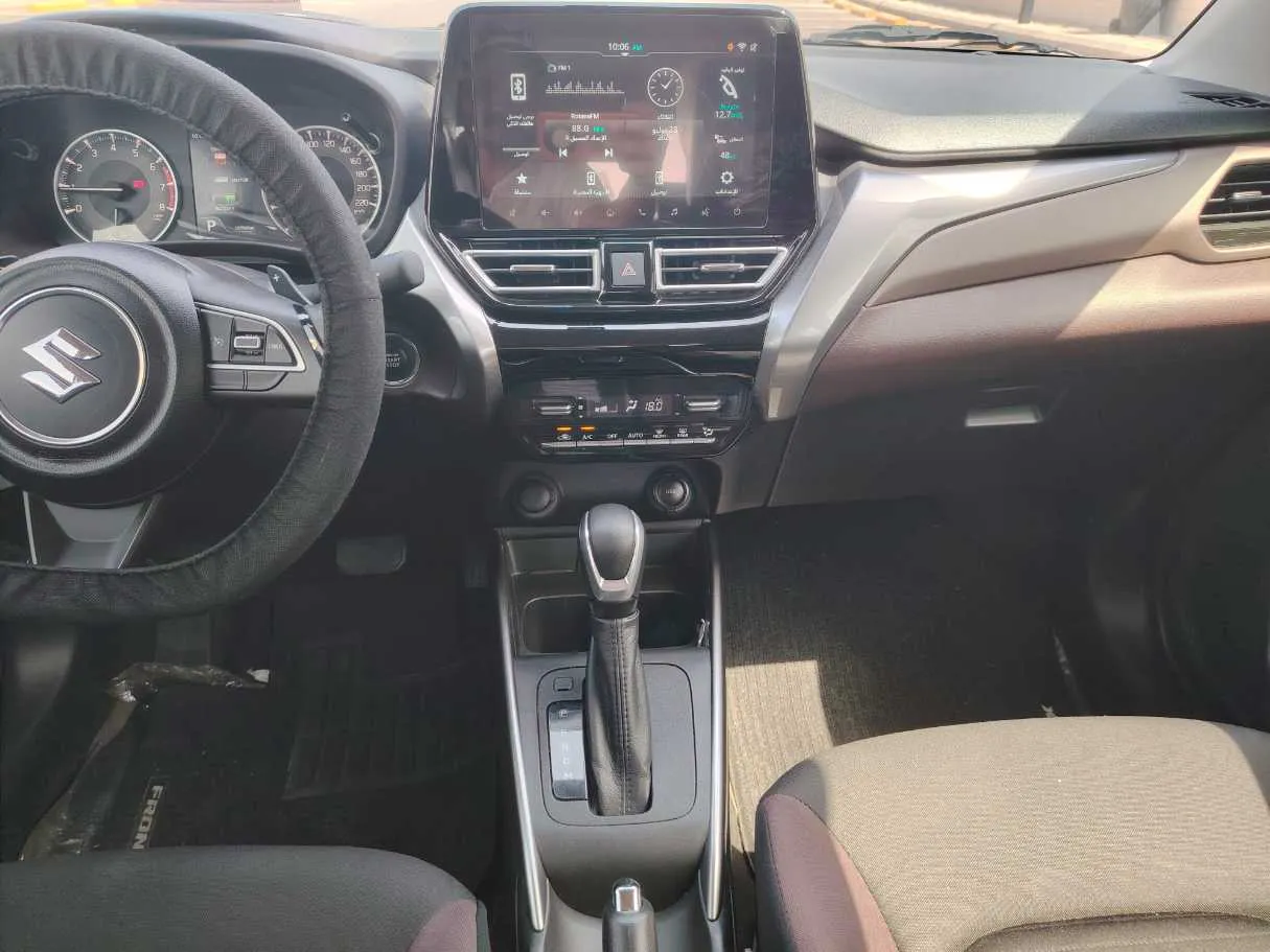 Car image 21