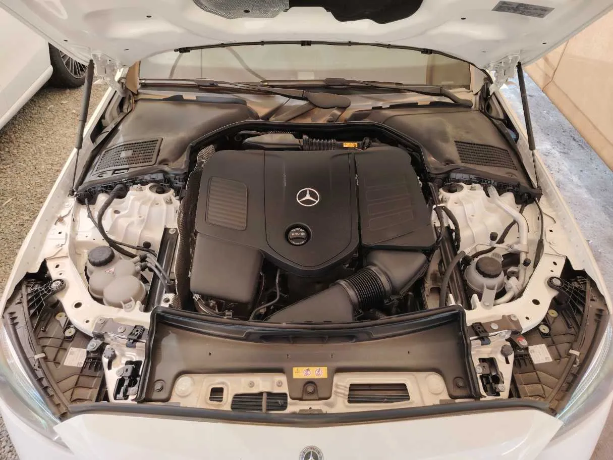 Car image 38