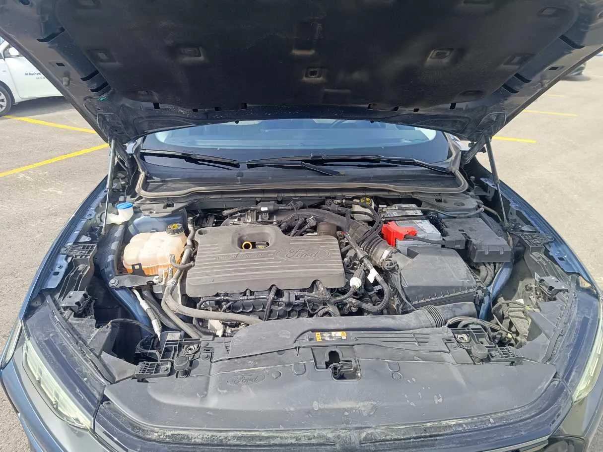 Car image 37
