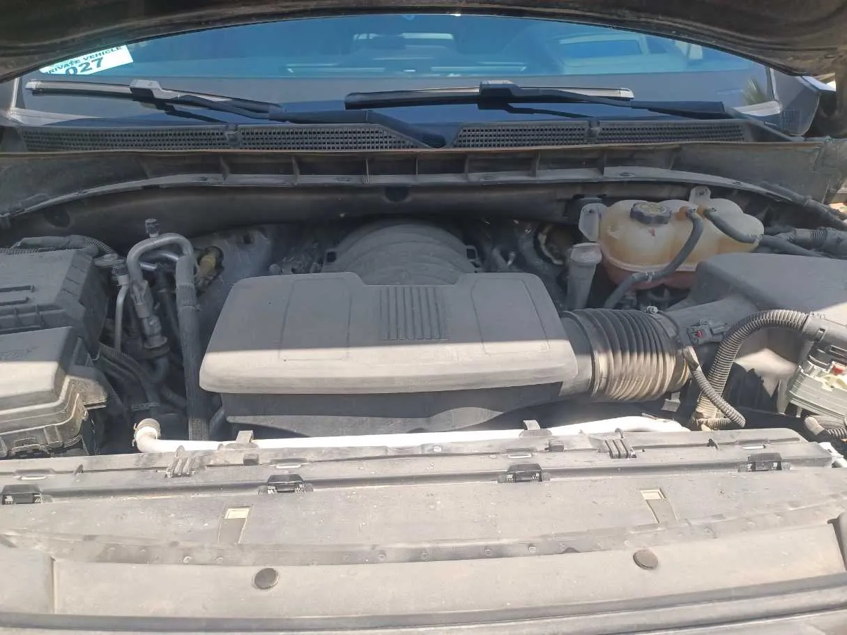 Car image 26
