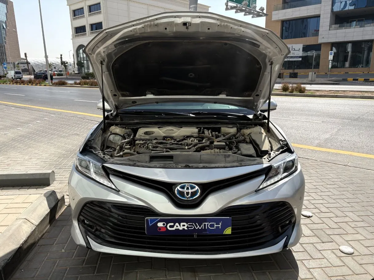 Car image 25