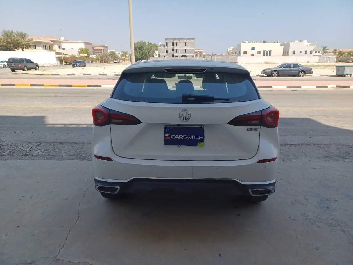 Car image 6