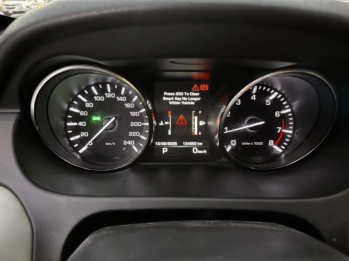 Car image 21