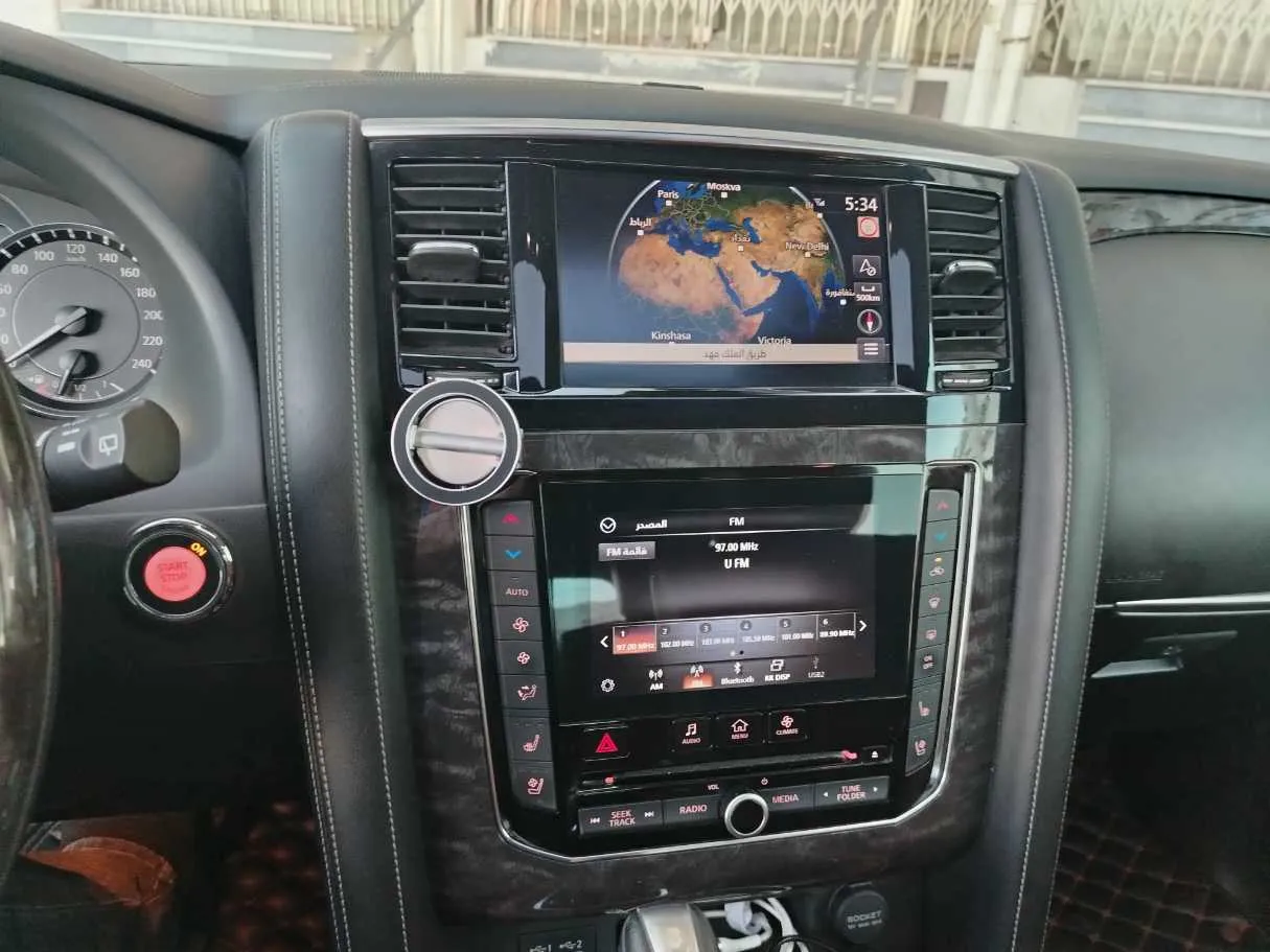 Car image 29